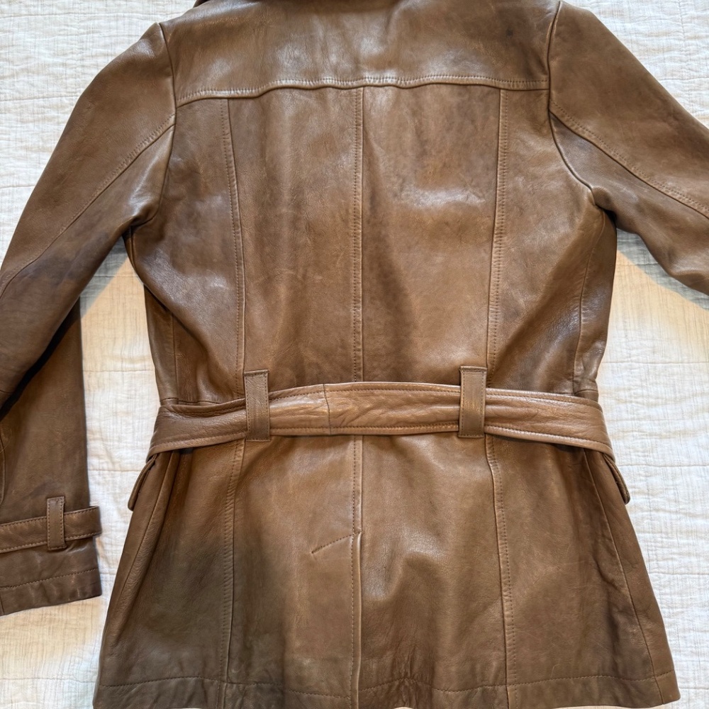 Leather jacket - Picture 3 of 3